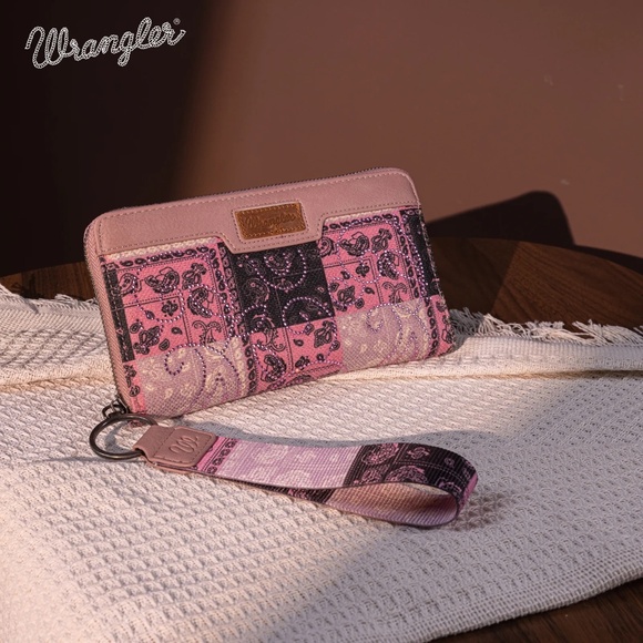 Wrangler Paisley Pattern Dual Sided Print Tote + Wallet Pink - Picture 6 of 9